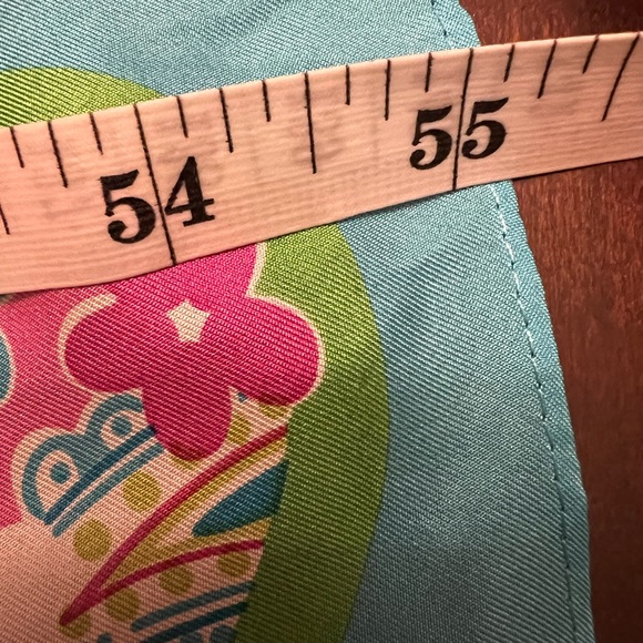 Lilly Pulitzer Silk Paisley Scarf
Butterfly Flowers for Breast Cancer Awareness - Picture 6 of 7